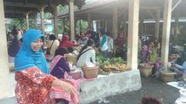 Pasar Desa Jatiayu Sarana Peningkatan Ekonomi Warga