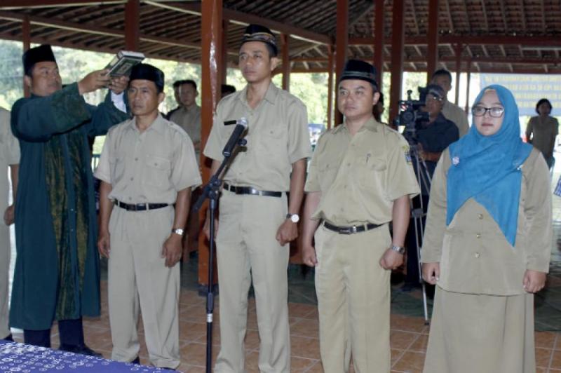 Pengambilan Sumpah Janji Dan Pelantikan Kaur Keuangan Desa Jatiayu